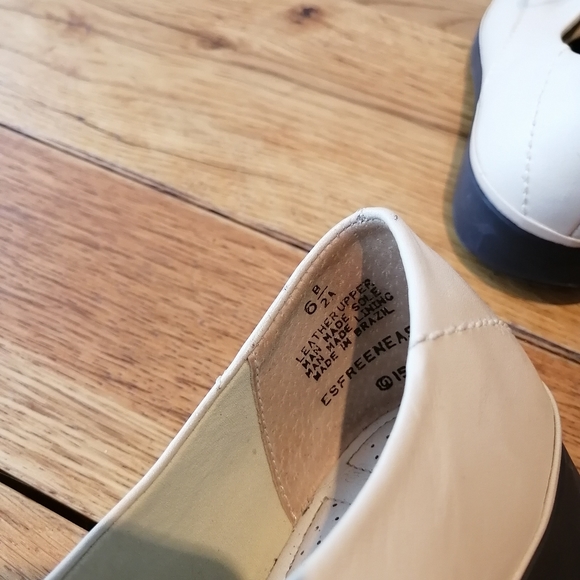 COPY - Nude oxford style sneaker size 6.5 - Picture 4 of 4